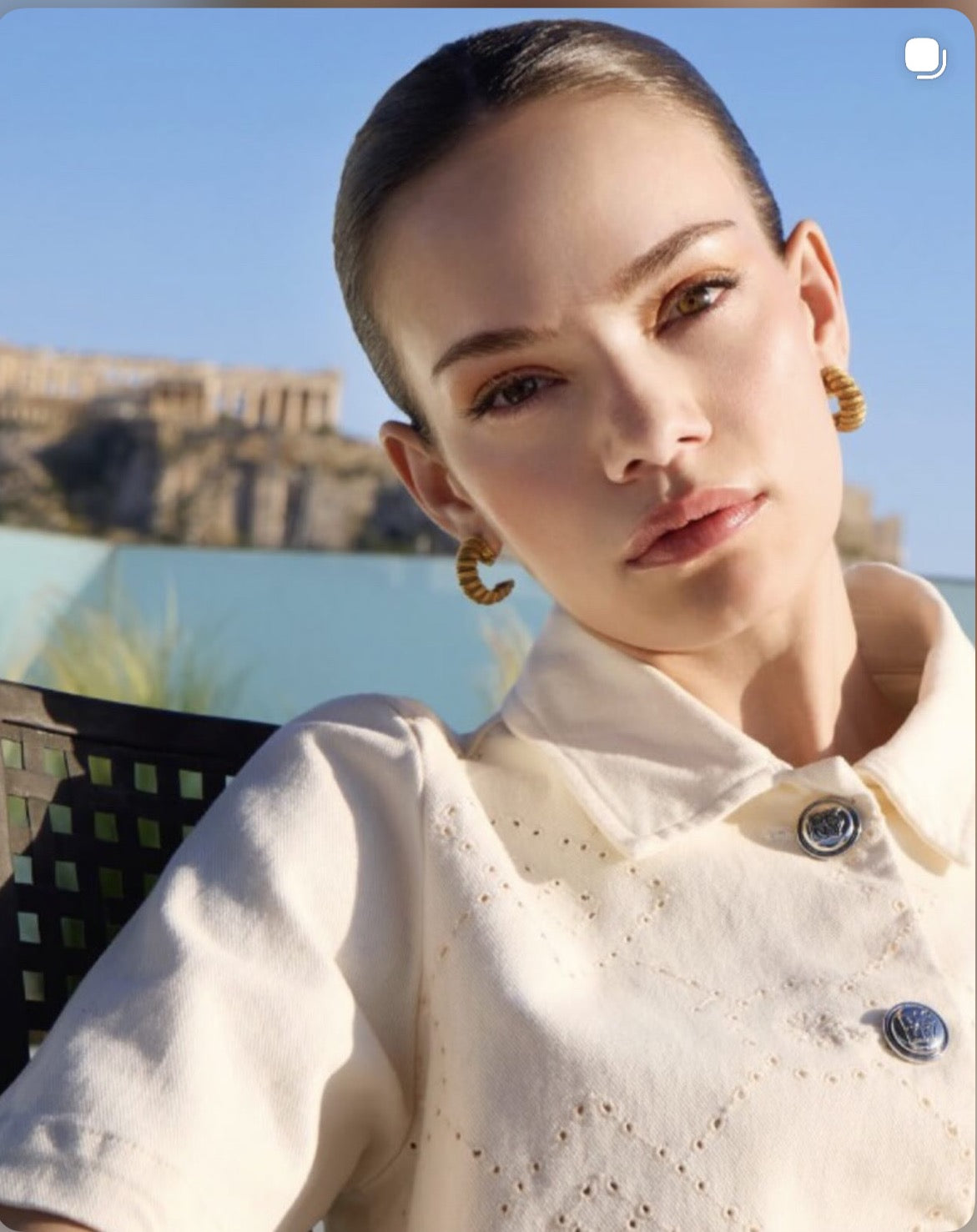 Aenalia Feres Mini Hoop Earrings.jpg