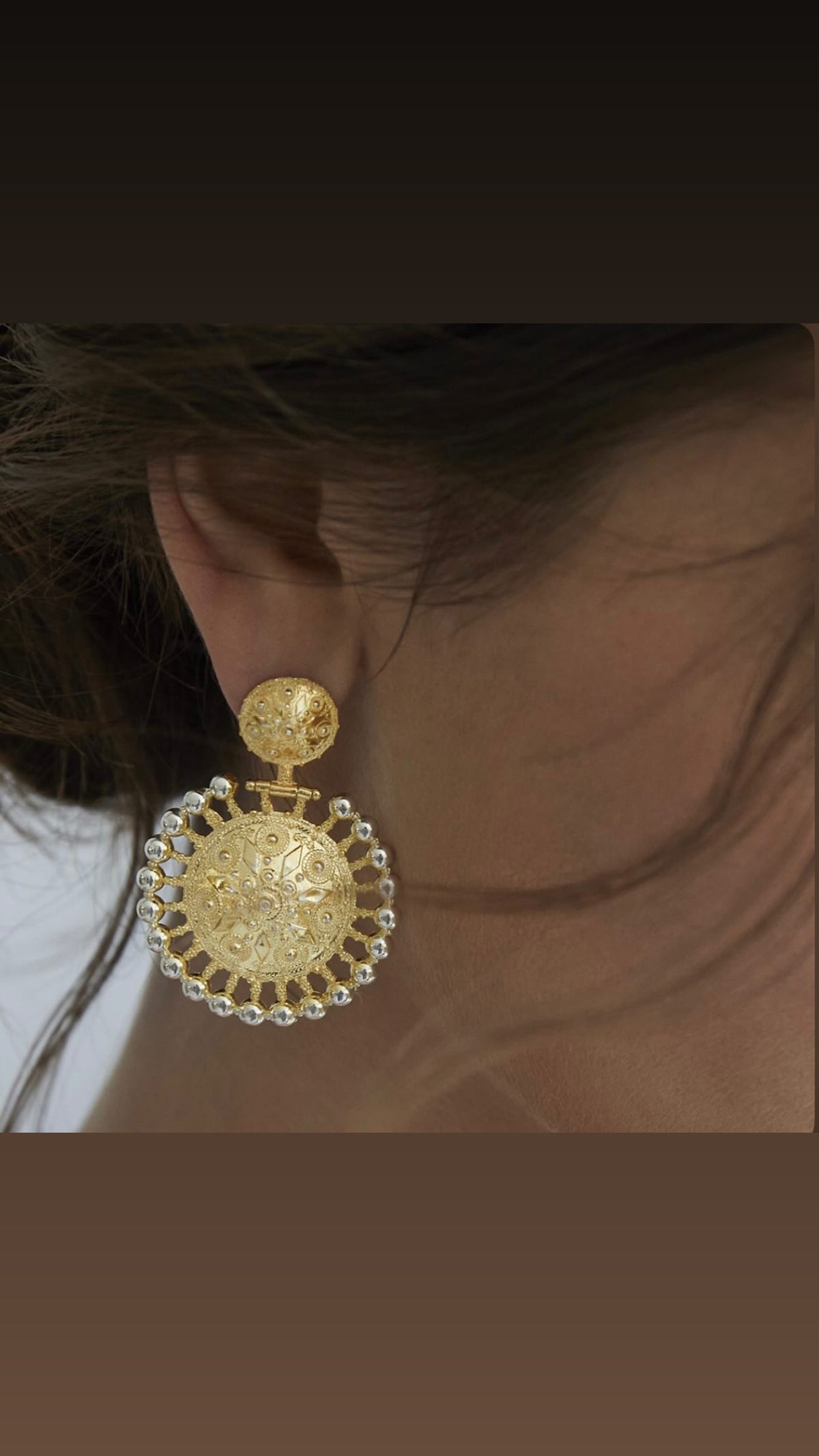 Aenalia Kallisti Earrings gold 2.JPG