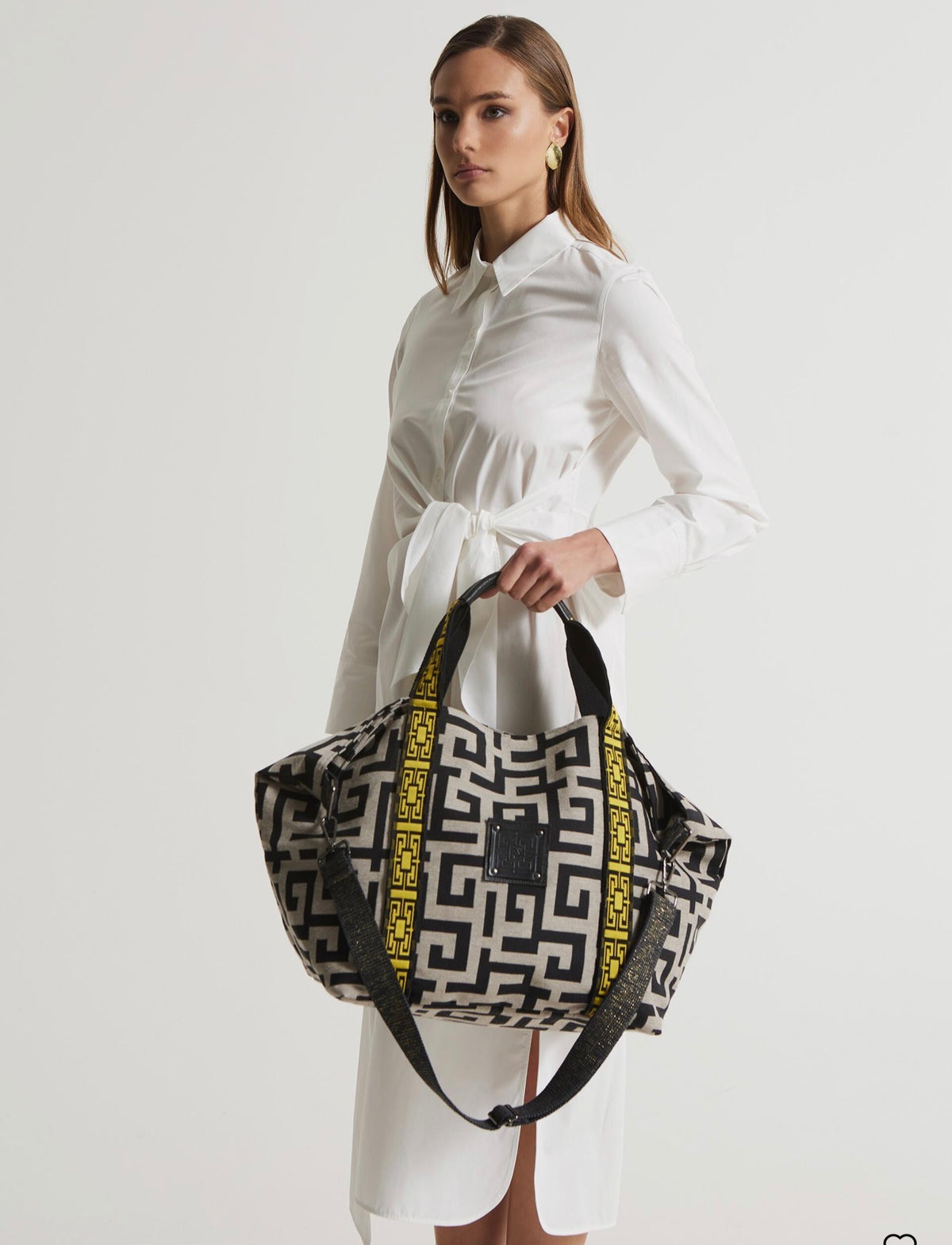Theros Bag Beige Black — Ames
