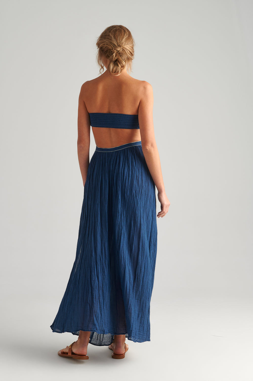 Dartemide Circe dress dark blue back.jpg