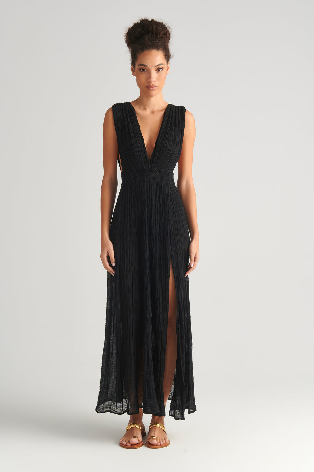 Dartemide Hera maxi dress black front.jpg