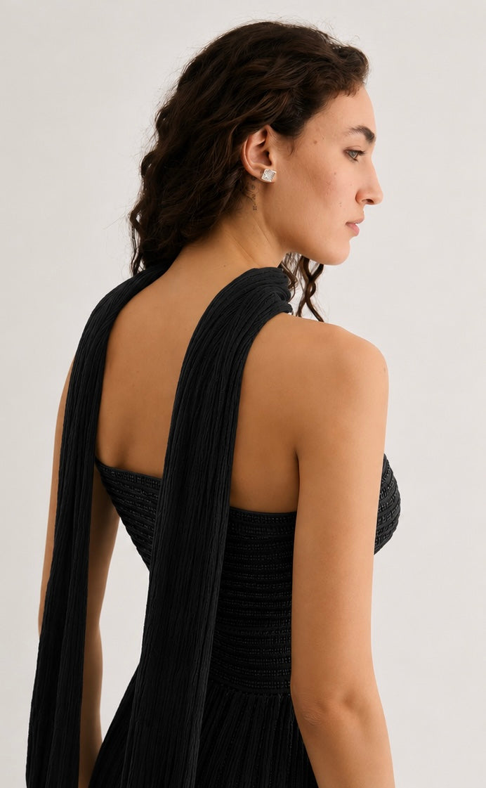Dartemide rhea scarf black 2.jpg
