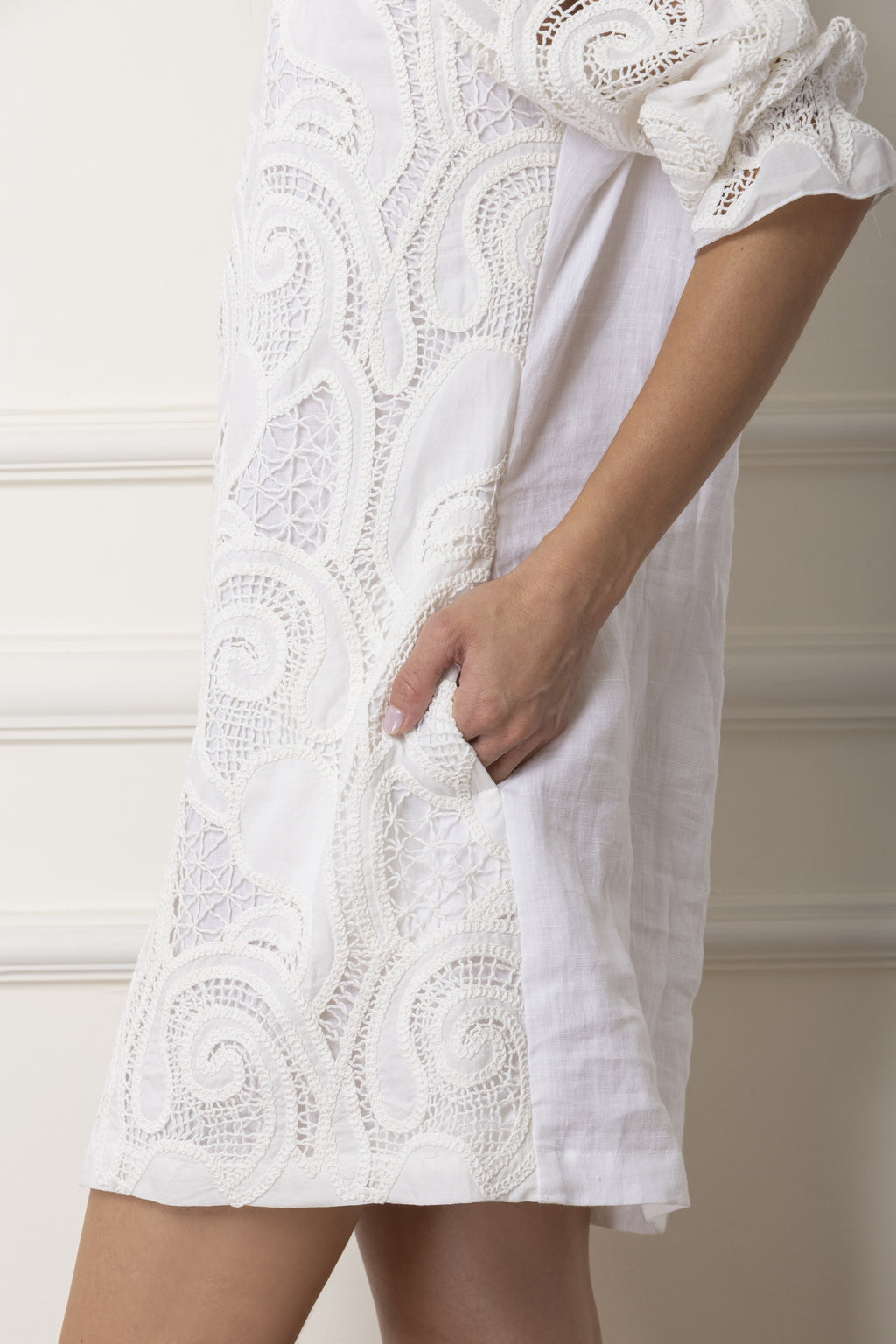 Etoile amalia lace dress1.jpg