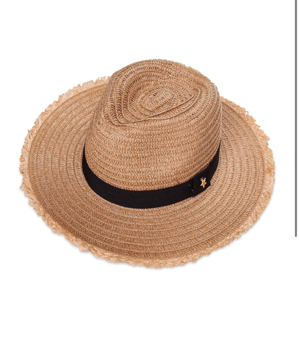 Etoile coral hat-1.jpg
