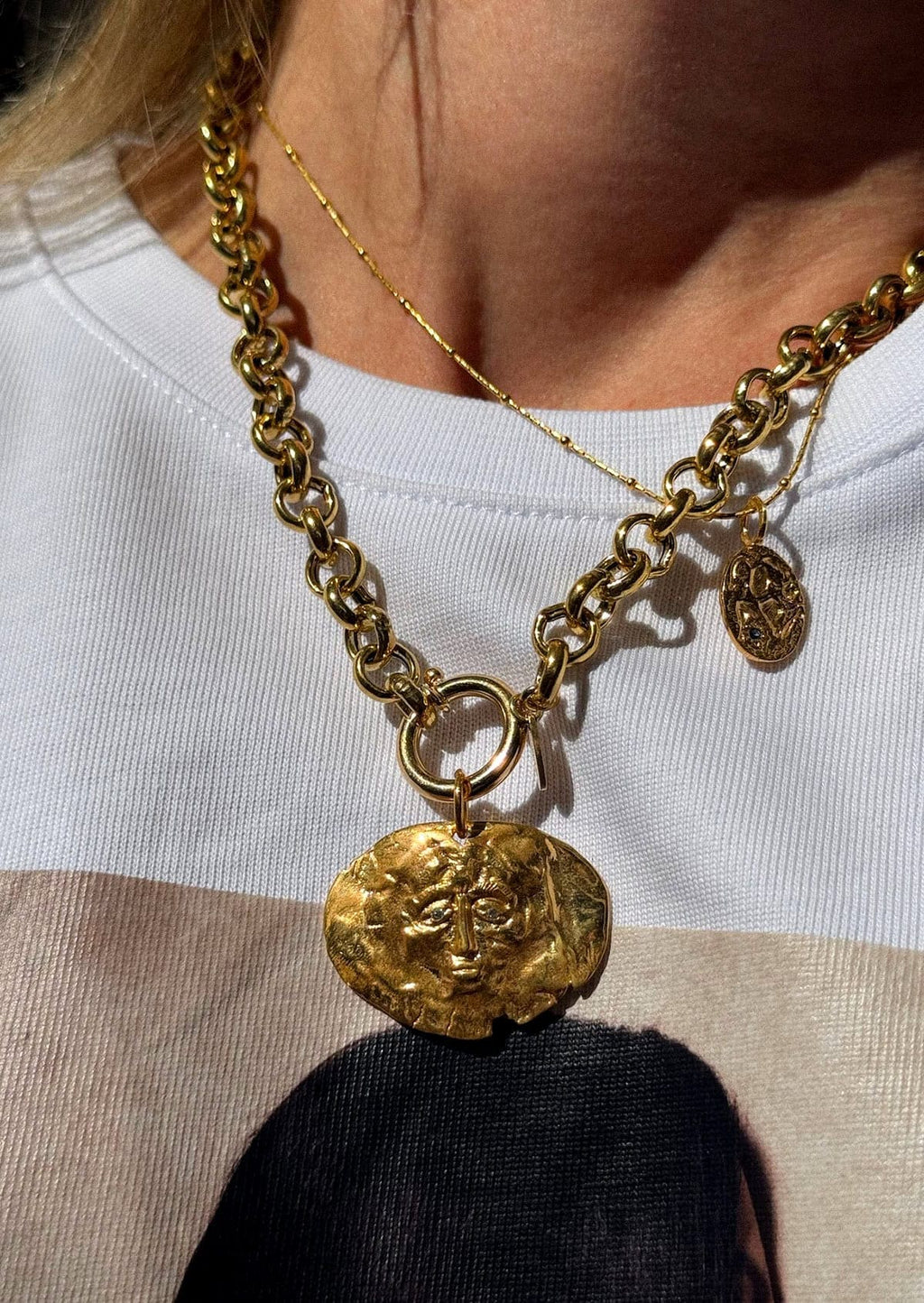 Hermina Nikolaos Kyklos Necklace lifestyle (2).jpg