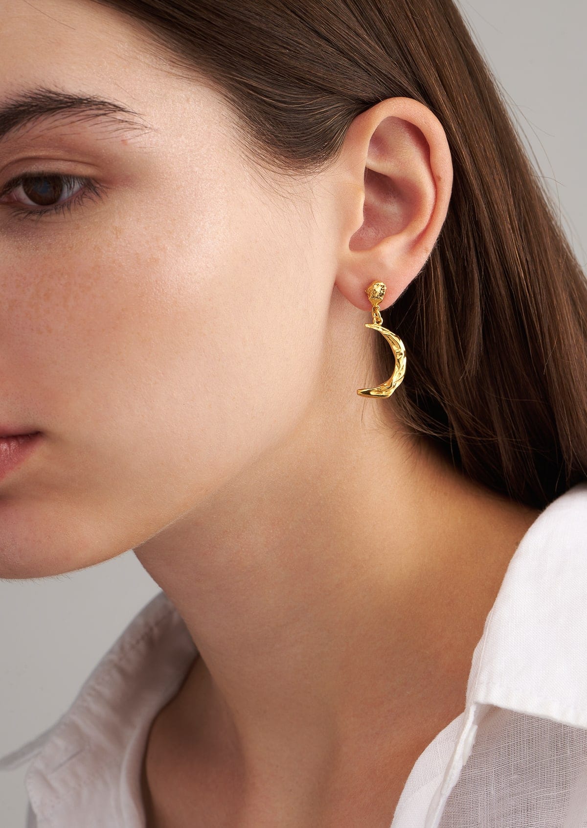 Hermina melies moon earrings lifestyle-1.JPG