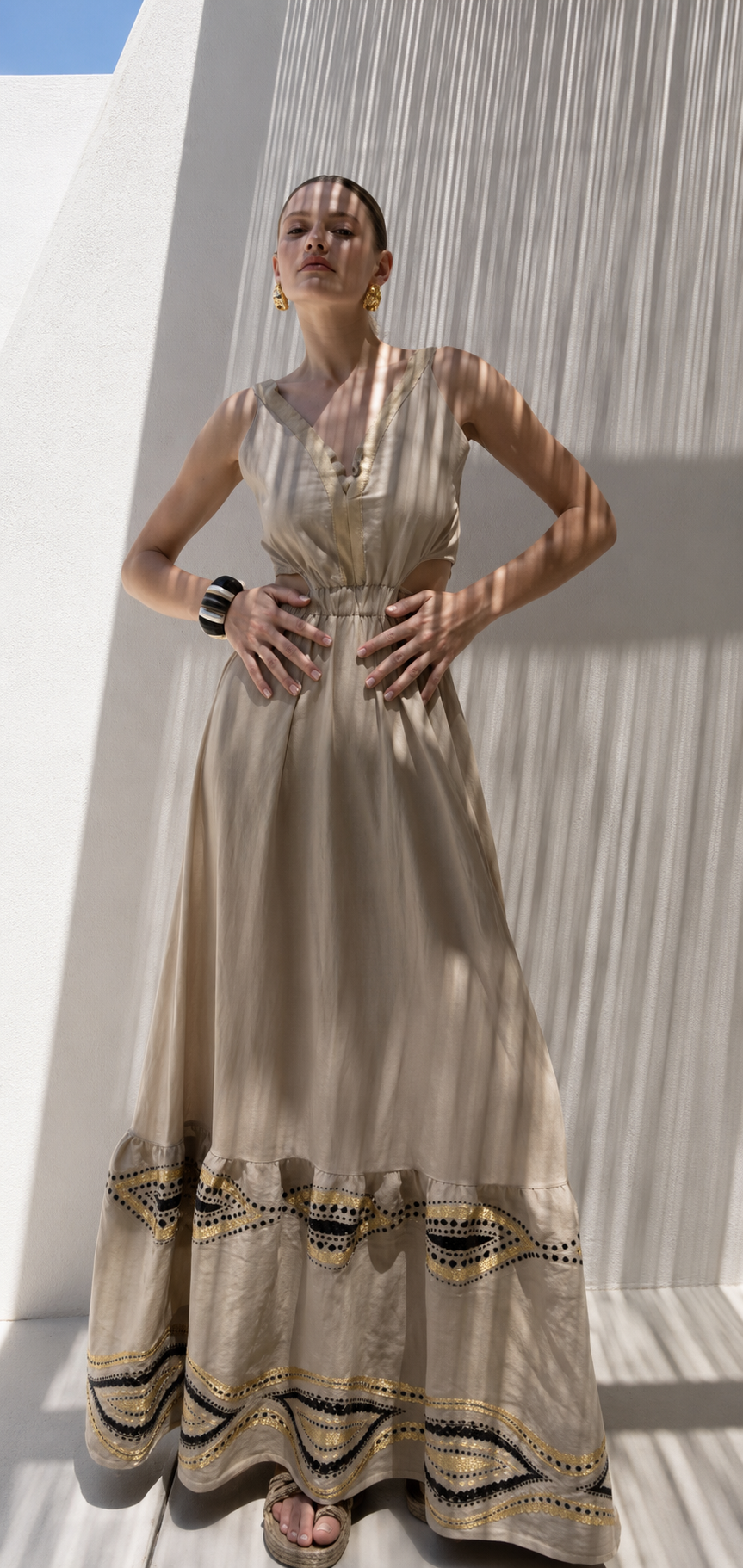 Gold Black Beige Dress — Mystery Resort