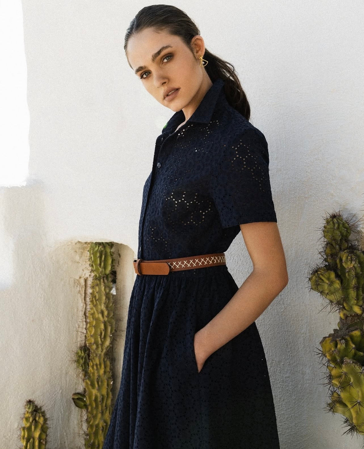 Klotho Agave COTTON BRODERIE NAVY close.jpg