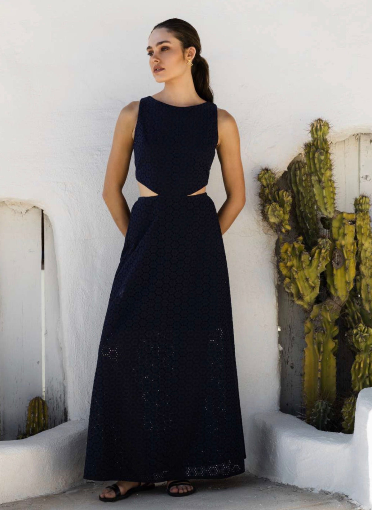 Klotho LEFKOTHEA COTTON BRODERIE NAVY (2).jpg