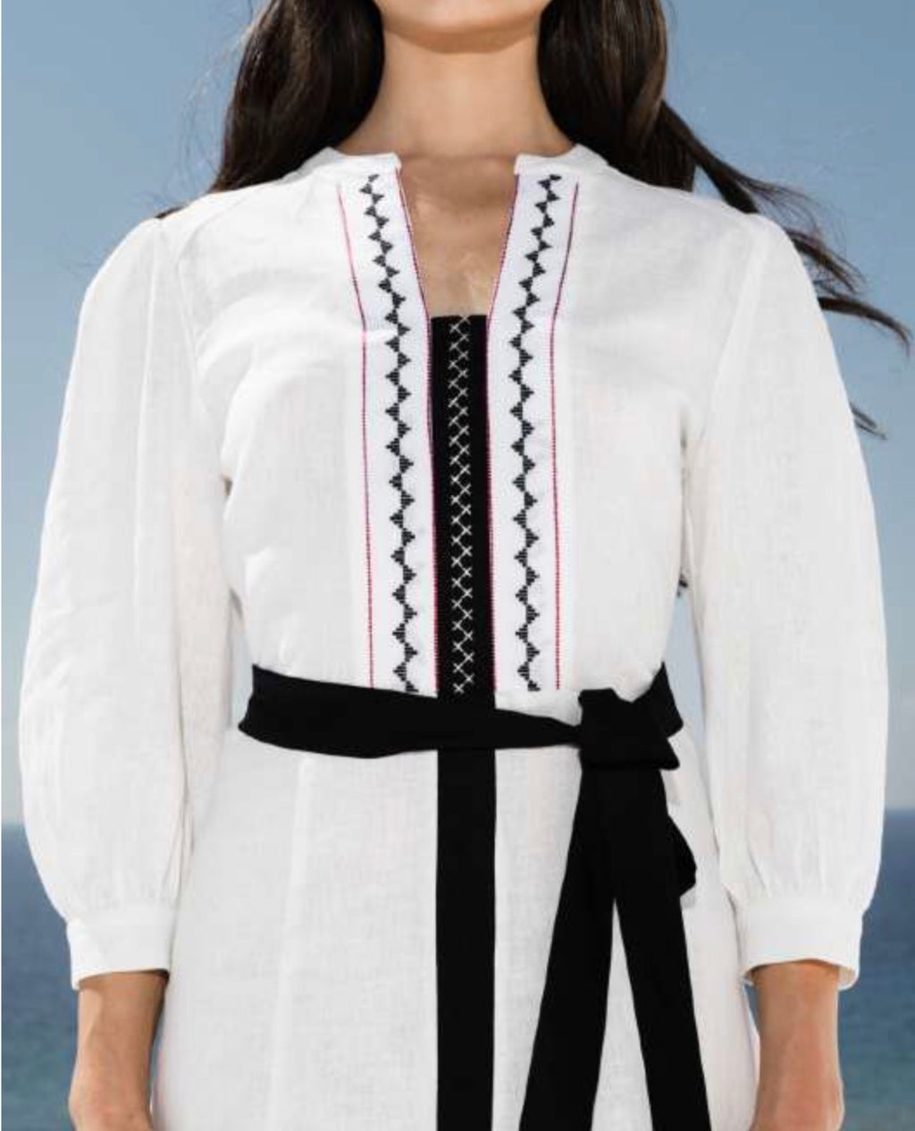 Klotho THALASSA white LINEN, VISCOSE close front.jpg