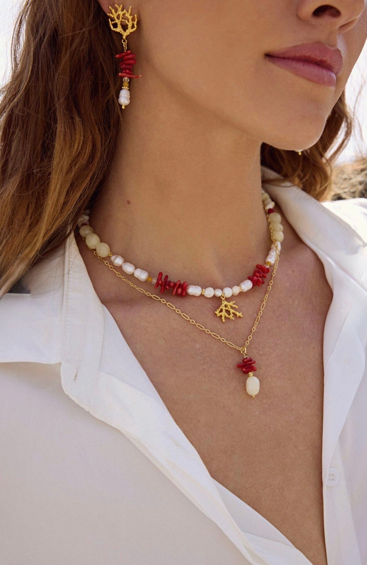 Reve Almare necklace lifestyle.jpg