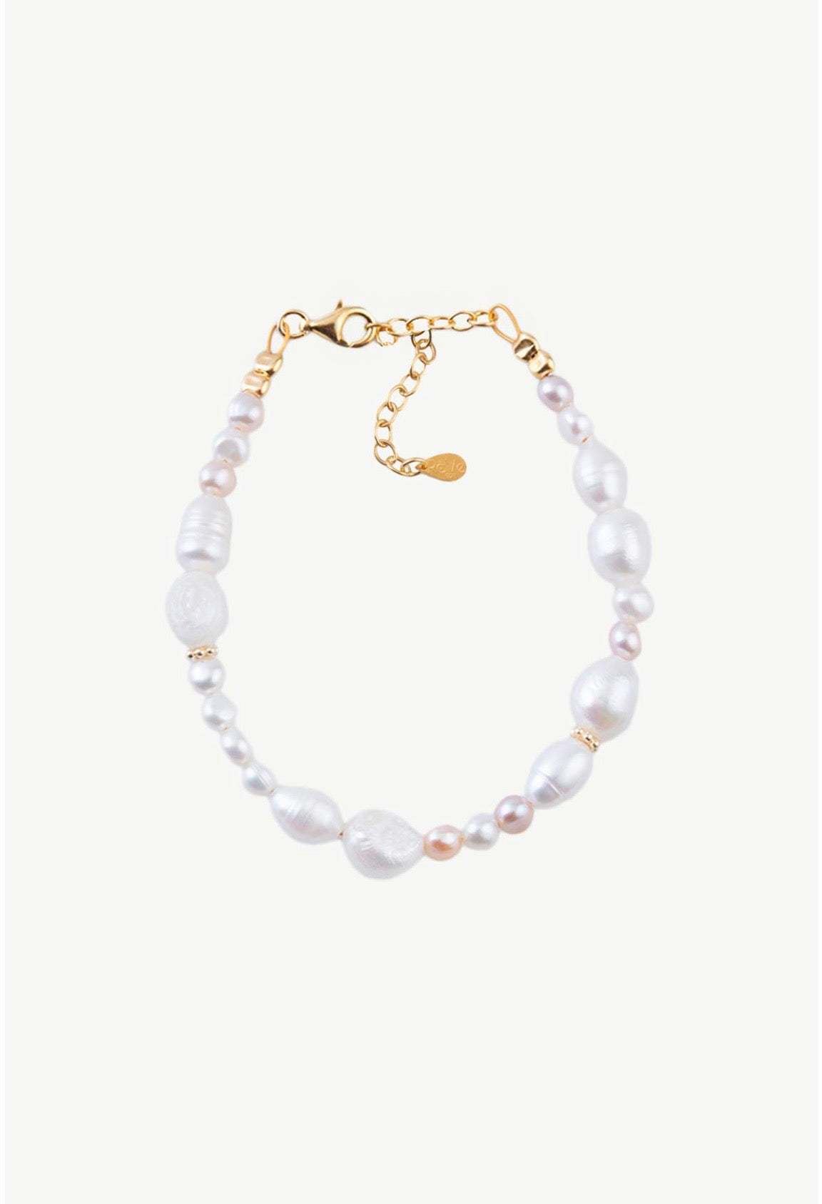Reve Veya pearl bracelet.jpg