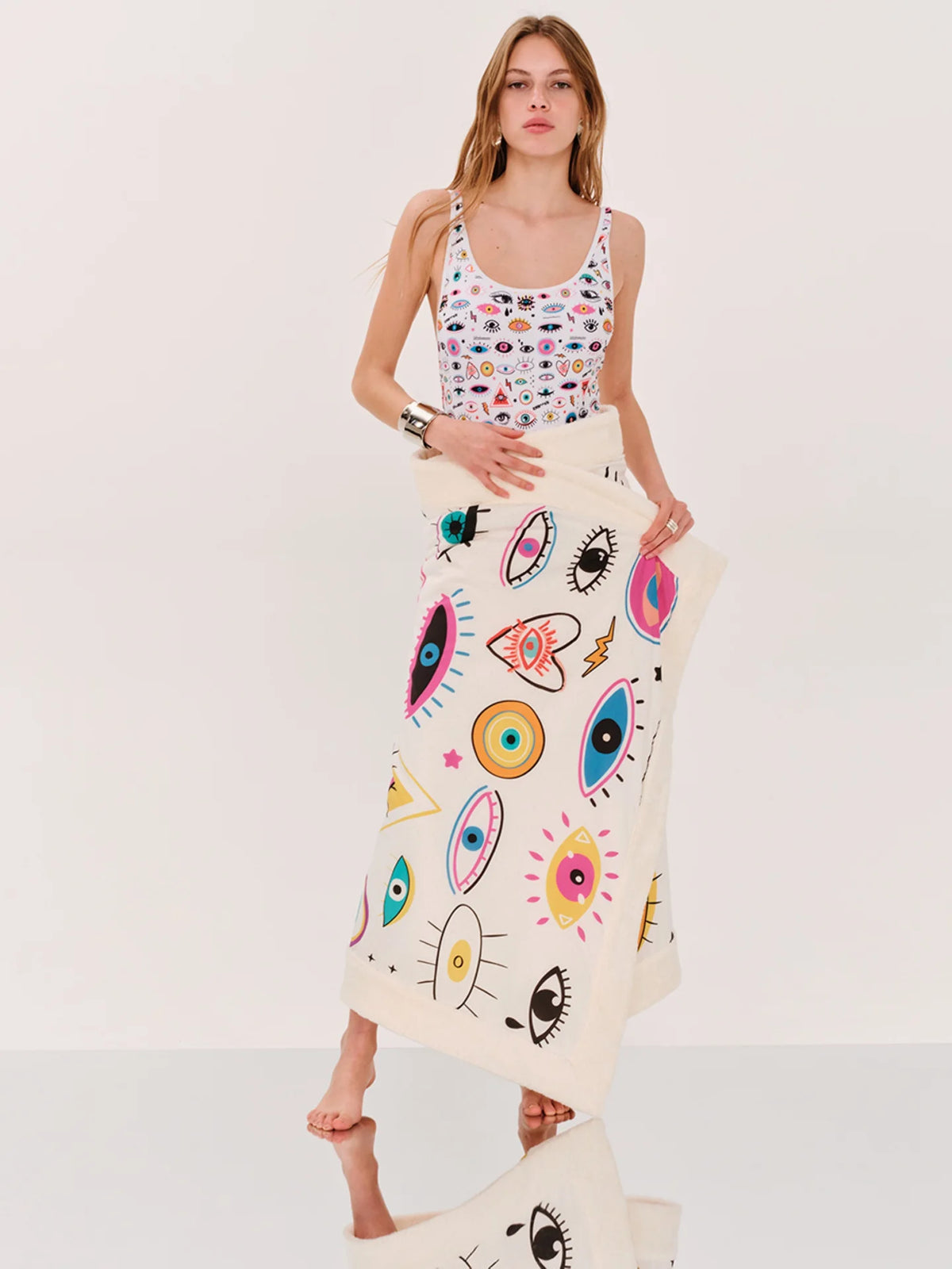 Sun of a beach starry eyes towel-2.WEBP